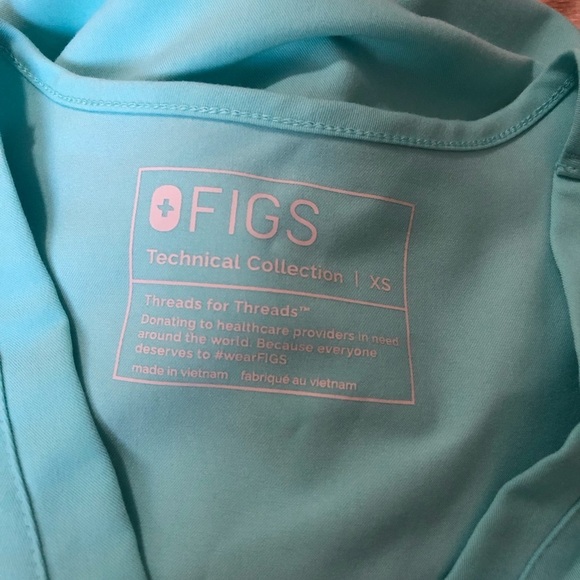 FIGS Casma Three Pocket Scrub Top in Aqua Blue Size XS - Picture 10 of 10